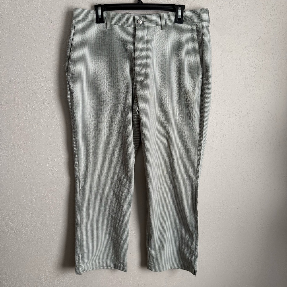 Men’s 34x30 Striped Callaway Textured Lightweight Sporty Athletic Golf Pants